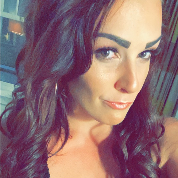 Meet your Posher, Kate - Picture 1 of 1